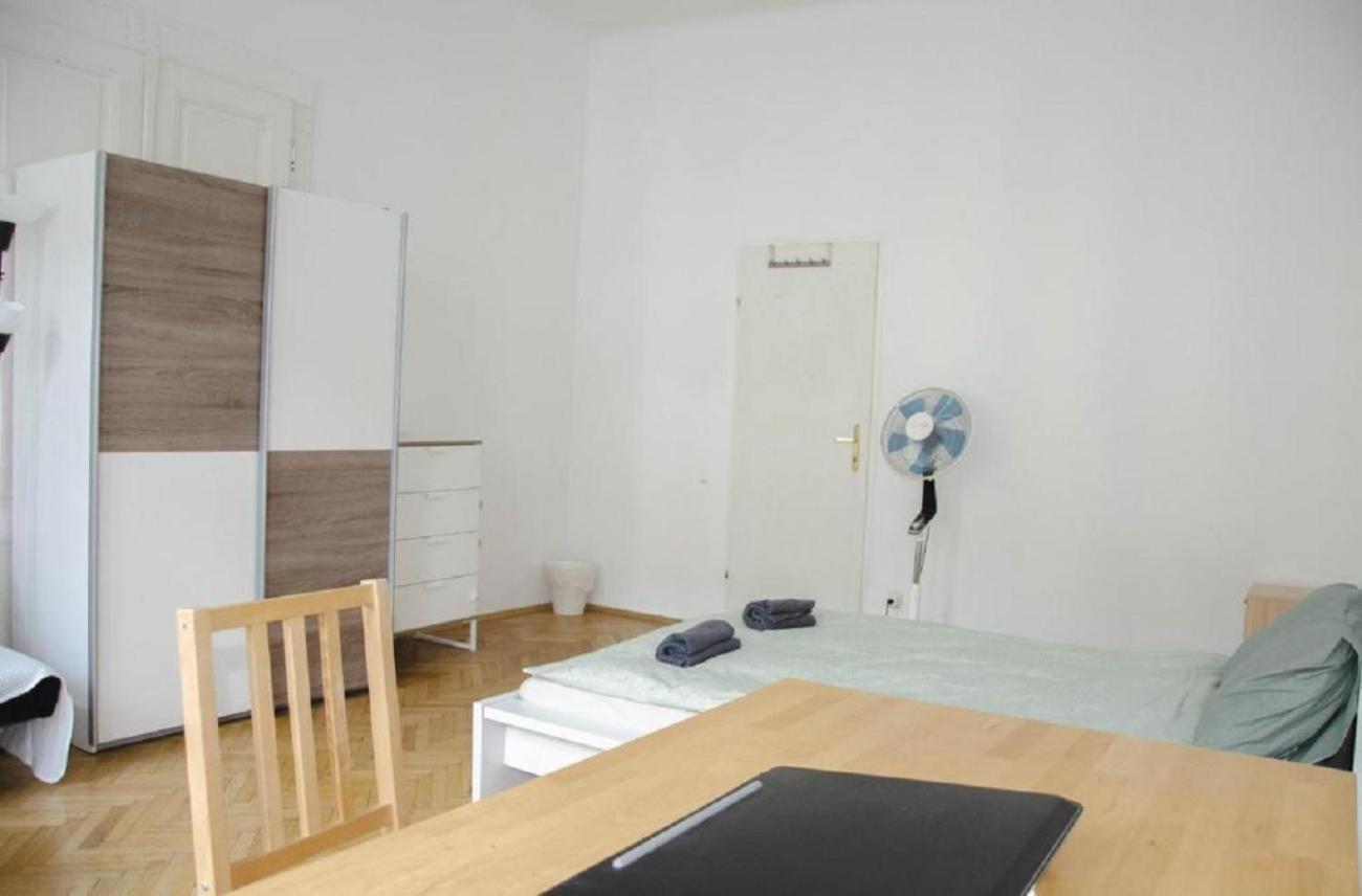 Wonderful Two Bedroom Apartment Bécs Kültér fotó